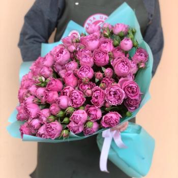 Букет из кустовых розовых роз (артикул букета   174573)