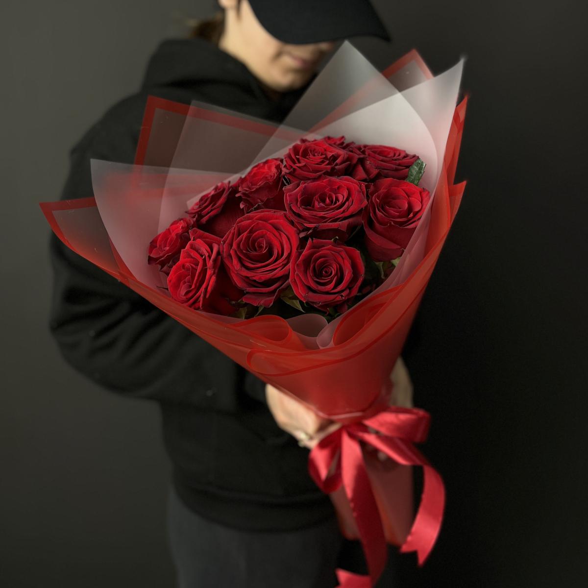 Букеты из красных роз 40 см (Эквадор) код  187124