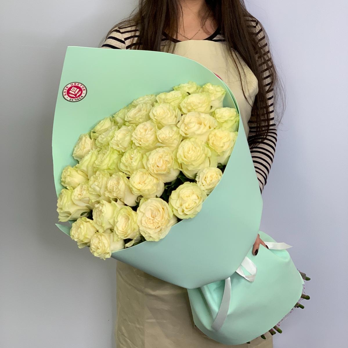 Букеты из белых роз 40 см (Эквадор) articul   652